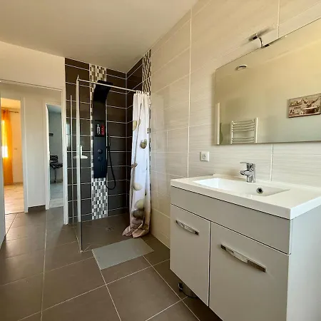 Kernevez - Swimming Pool & Air Conditioning Aigues-Vives (Aude)