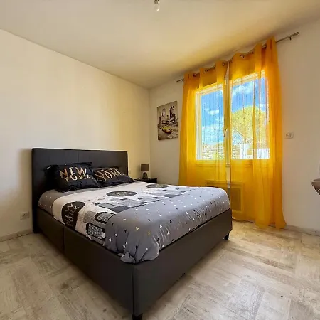 Kernevez - Swimming Pool & Air Conditioning Villa Aigues-Vives (Aude)